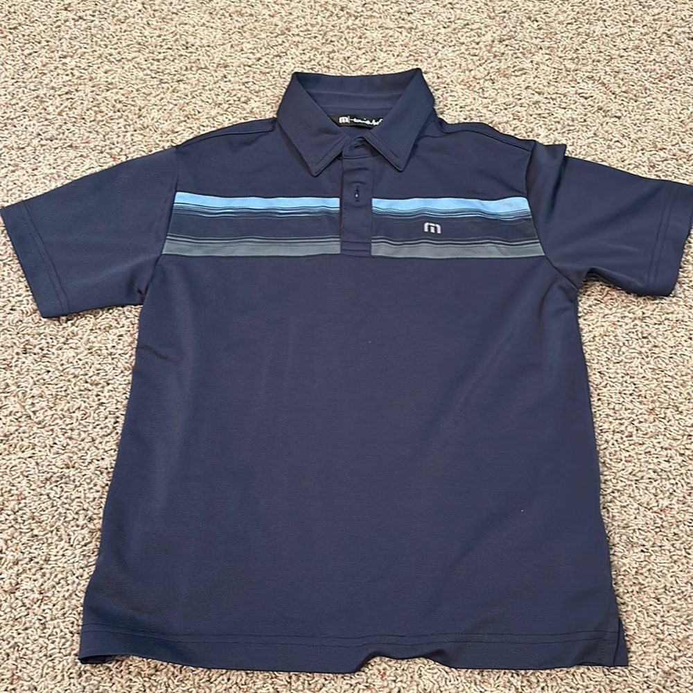 Travis Mathew boys golf polo. Size S